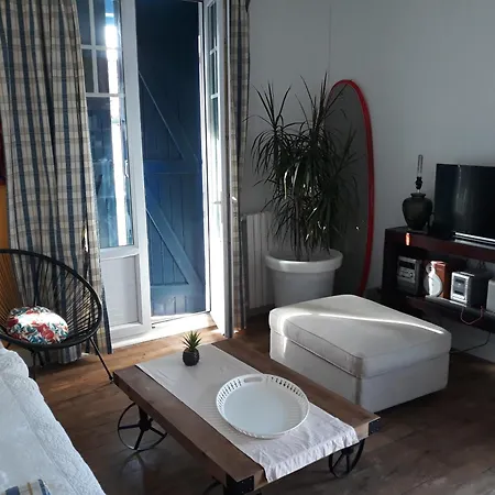 Apartment Avec Terrasse A Beaurivage