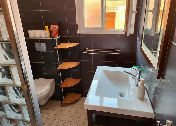 Avec Terrasse A Beaurivage 비아히쯔